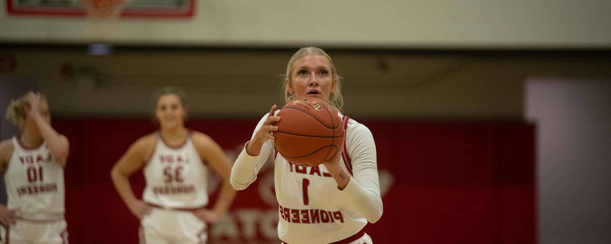 Women's Basketball 